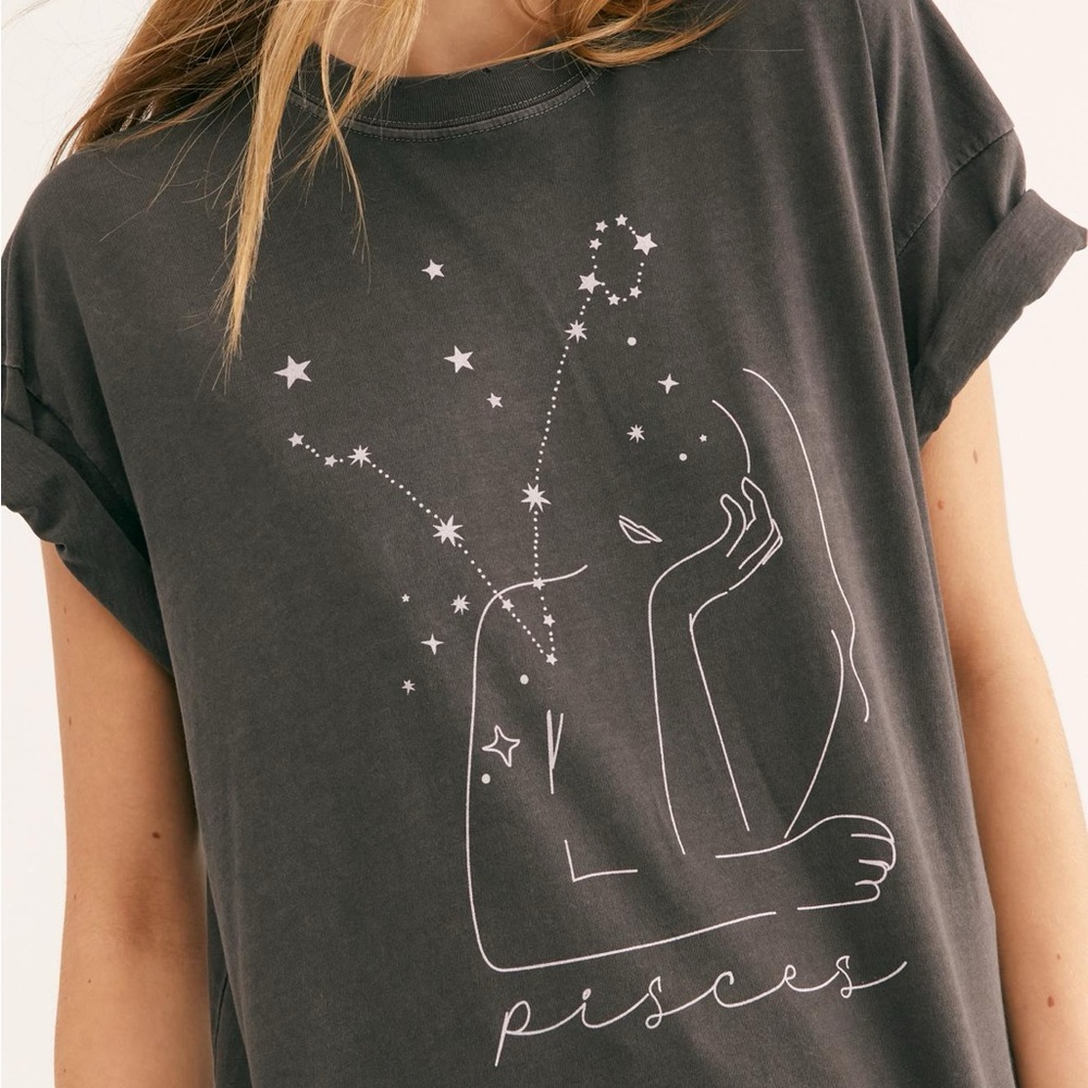 Free People Gray Graphic Pisces T-Shirt